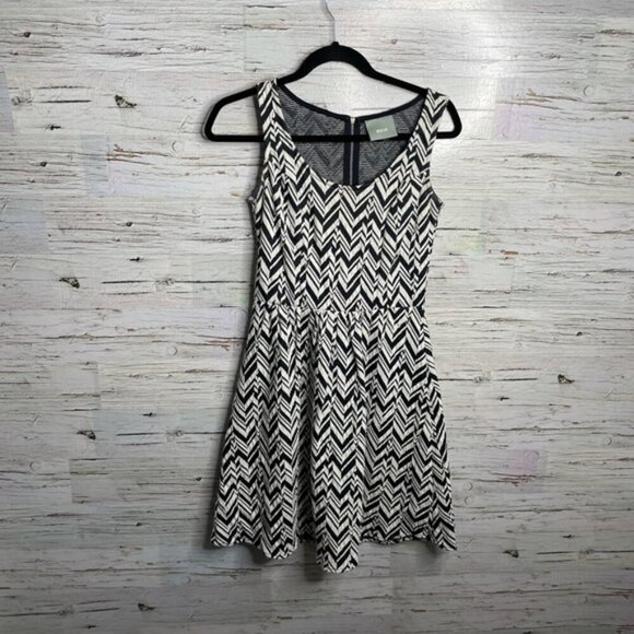 Maeve white black dress Anthropologie small - Picture 1 of 8